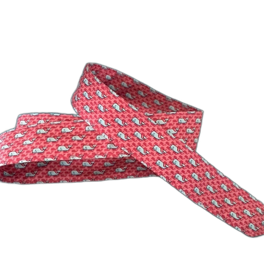 Preppy Vineyard vines belt- nautical whale fun! SIze S